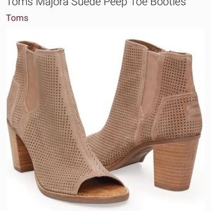 Toms peep toe Major size 8.5 tan block heels